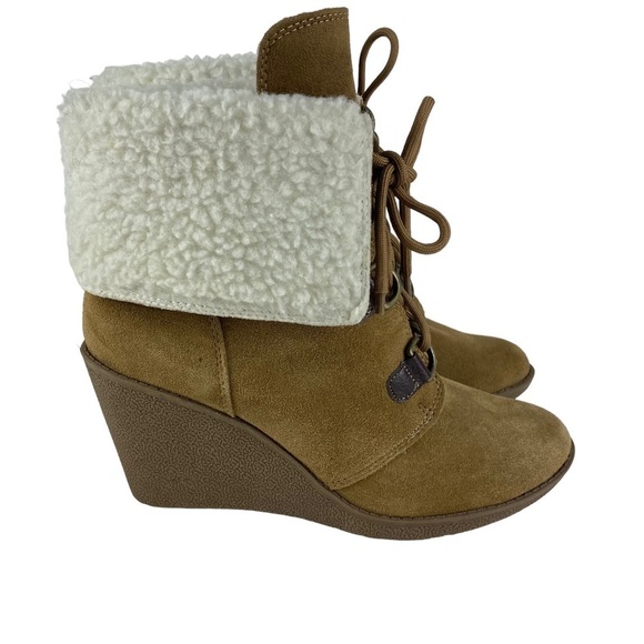 Coach and Four Sherpa Suede Leather Boots Women’s Size 8.5 Tan Brown Keystone II - Picture 5 of 9